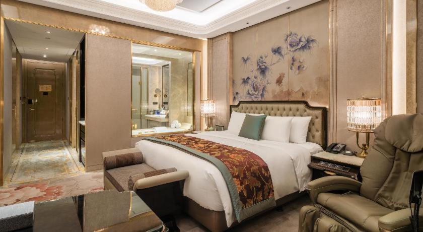 Wanda Reign Chengdu Hotel Buitenkant foto
