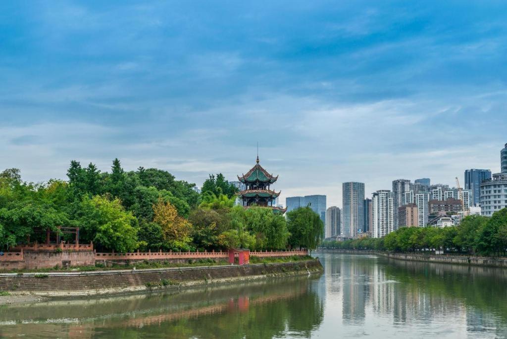 Wanda Reign Chengdu Hotel Buitenkant foto
