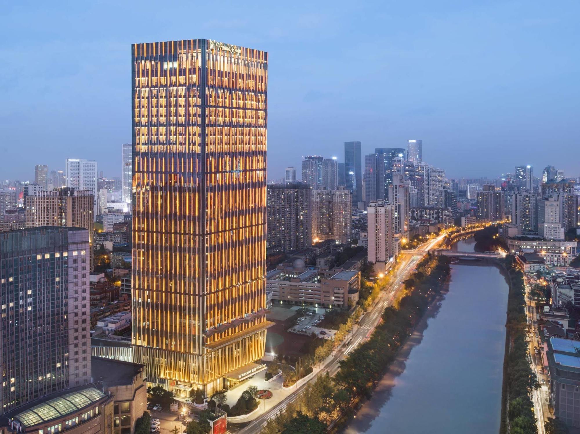 Wanda Reign Chengdu Hotel Buitenkant foto
