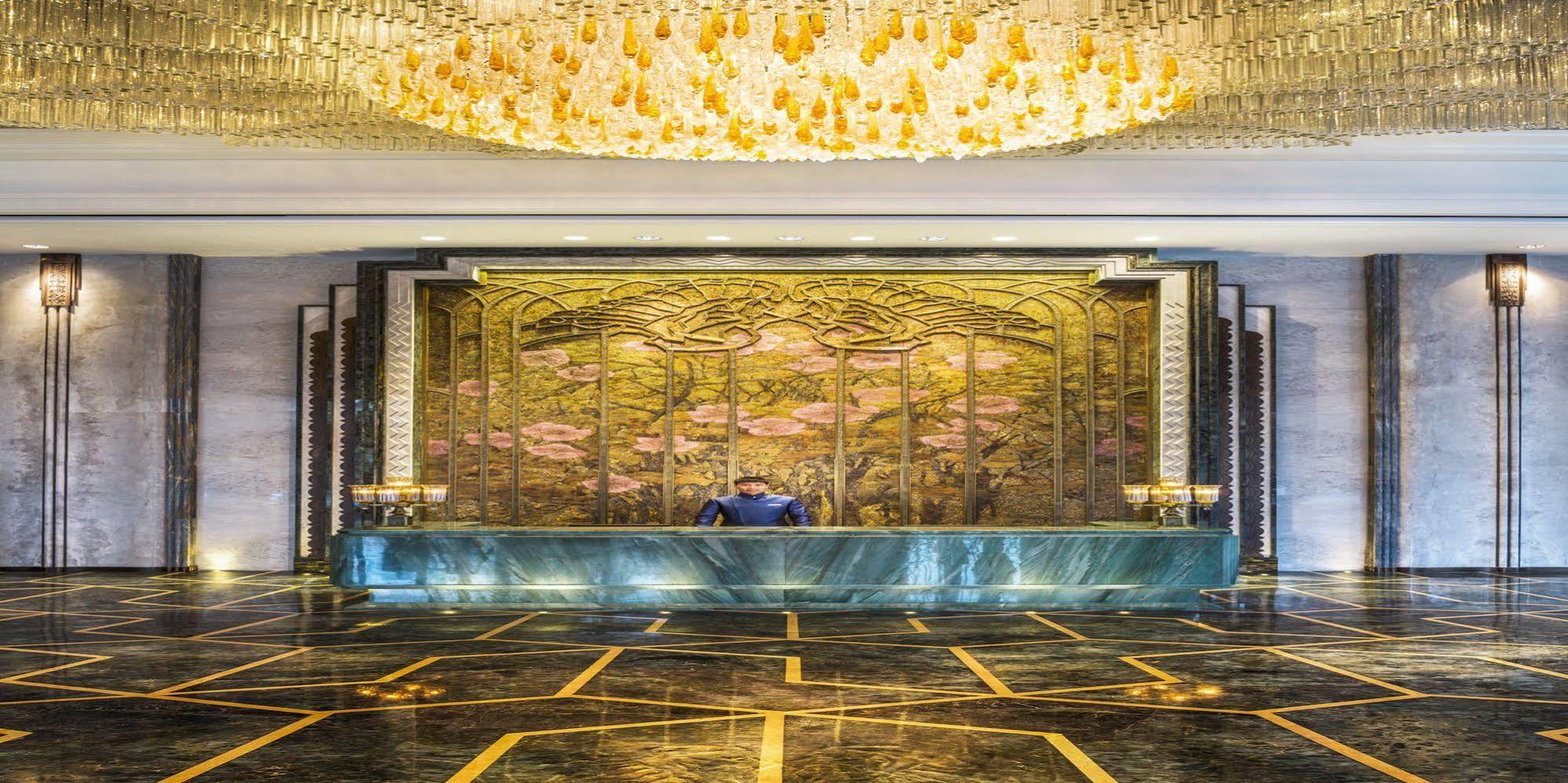 Wanda Reign Chengdu Hotel Buitenkant foto