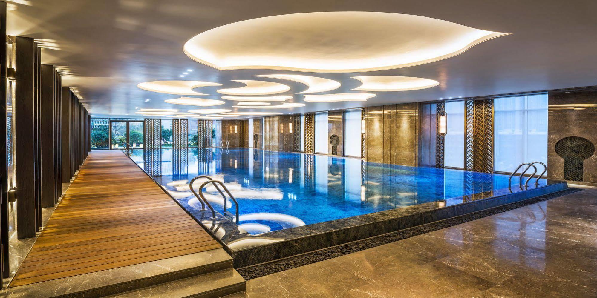 Wanda Reign Chengdu Hotel Buitenkant foto