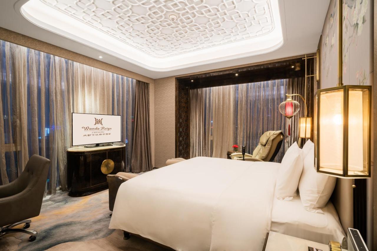 Wanda Reign Chengdu Hotel Buitenkant foto